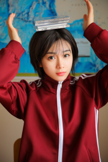 美女来了