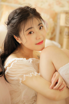 小舞怀孕开襟乳液狂飙