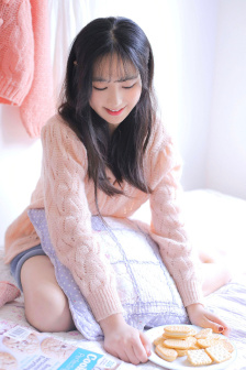 成为恶毒女配后拿下男主电视剧免费观看